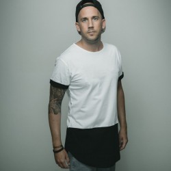 2016 New Arrival Summer Cotton 100% Fake Designer Clothes Curved Hem For Men O-Neck T-Shirt Free Shipping