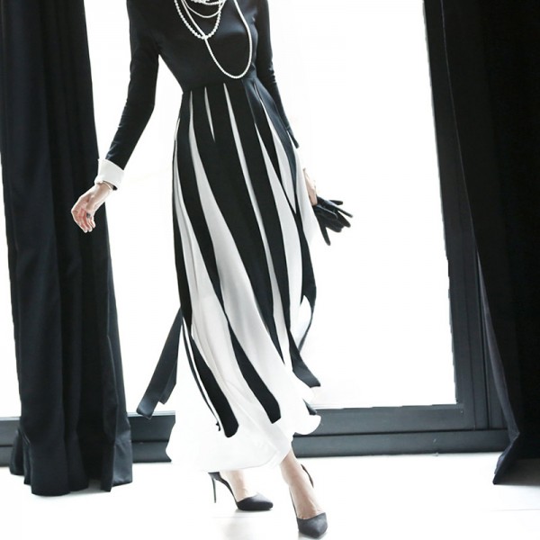 2017 Spring New Personality Black and White Fight Color Long Dress Stereoscopic Stripe Tassel Slim Long Maxi Fashion Dress