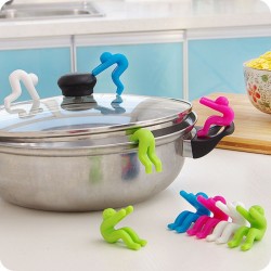 2pcs/lot New Creative Cooking Tools pot cover heightening Spill control silicone Little people modelling prevent bop overflow