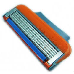 8 pcs/set 5 Layers Razor Blades Standard  RU&Euro Trimmer Classical Safty Blade Shaving Razor For Men 5 Blades 4 Shaver Heads 