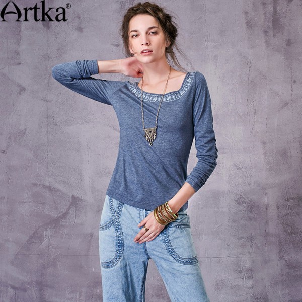 Artka Women's 2017 Spring 2 Colors Ethnic Embroidery T-Shirt Vintage O-Neck Long Sleeve All-match Comfy Tees TA10377X
