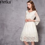 Artka Women's 2017 Spring Vintage Solid Color Embroidery Dress Fashion O-Neck Flare Sleeve Empire Waist Dress LA11378C