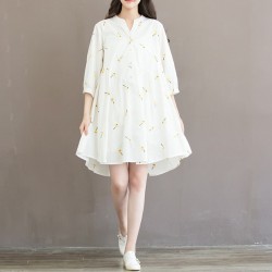 Autumn Dress White Color Embroidery Flower Plus Size Women Dress V Neck Cotton Lolita Dress vestido Size S-3XL