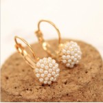 BB New Fashion Hot Lovely Wedding Ear Cuff Gold Color Round Imitation Pearl Beads Stud Earrings for Women Girls Vintage Jewelry
