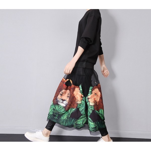 Black color women's dressFashion style ladies gauze hollow-out lion stitching patch pattern fleece dress Women dresses