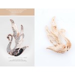 CINDY XIANG 3 colors choose rhinestone and crystal swan brooches for women elegant animal pins and brooches fashion jewelry 2017