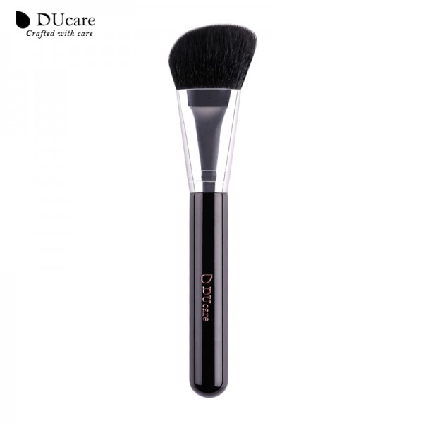 DUcare Super Soft Angled Contour Sculpting Brush Goat Hair Premium Contouring Brush Makeup Tool For Powder Bronzer