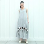 [EAM] 2017 Spring Summer Fashion New Korean Style O-neck Hollow Out Hem Sleeveless Dress Woman 1017A1
