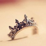 Free W ings Queen's Silver Crown Rings For Women Punk Brand  Crystal Jewellery Love Rings Femme Bijoux wedding engagement rings