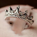 Free W ings Queen's Silver Crown Rings For Women Punk Brand  Crystal Jewellery Love Rings Femme Bijoux wedding engagement rings