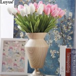 Luyue 31pcs/lot Tulip Artificial Flower PU artificial bouquet Real touch flowers For Home Wedding decorative flowers & wreaths