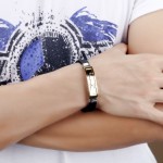 MOZO FASHION Men Charm Bracelet Scorpion Design Stainless Steel Silicone Rubber Wristband Bracelets Trendy Mens Jewelry MPH1085