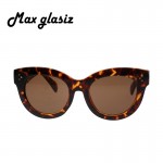 New 2016 Female Audrey Fashion Retro Glasses Rivets Vintage Women Sunglasses Cateye Designer Eyeglasses Girl Oculos feminino