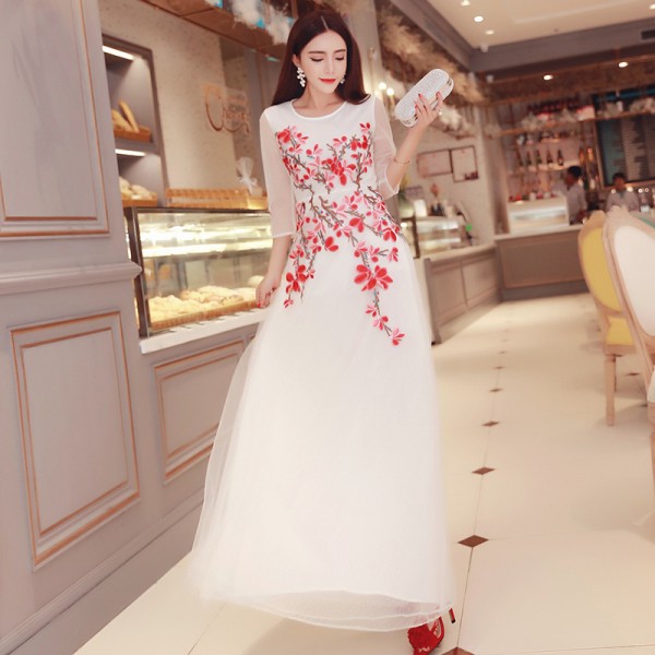 New High Quality Explosions Leisure Vintage Elegant Dresses Women Embroidery  grace  Spring summer Party  Dress