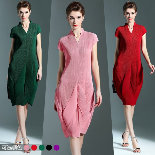 Plus Size Dress Women Summer Fashion V-Neck Short Sleeves Solid Miyake Pleats Lantern Dress For Women 45-80KG