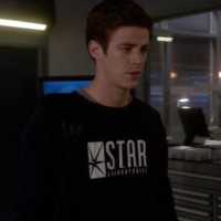 barry allen in star labs sweatshirt