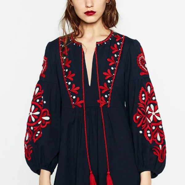 Vintage Ethnic Embroidery Autumn Dress Women Drawstring Round Neck Lantern Sleeve Long Dress maxi Jurk robe longue CCWM8138