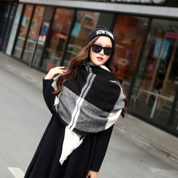 Winter Warm Scarf Women Plaid Pashmina Fashion Scarves Cashmere Scarfs Fulares Mujer Foulard Femme Hiver Woman Big Size Shawl