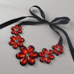 hlkt wholesale luxury fashion short statement necklace and pendant resin color fashionable woman  necklace gift