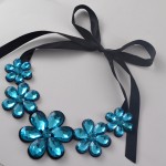hlkt wholesale luxury fashion short statement necklace and pendant resin color fashionable woman  necklace gift