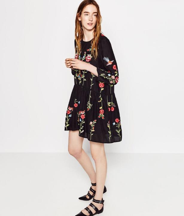 2016-Flower-Embroidery-Dress-New-Autumn-Woman-O-Neck-Long-Sleeve-Dresses-Femme-Black-Loose-Dress-Vin-32719408472