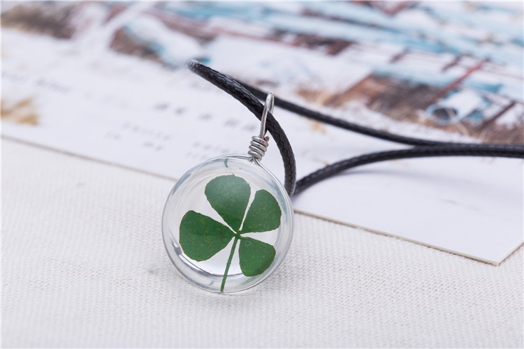 2016-Hot-Fashion-Crystal-glass-Ball-Clover-Necklace-Long-Strip-Leather-Chain-Pendant-Necklaces-Women-1000002319048
