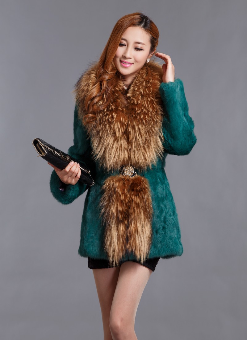 2016-Lady-Fashion-Natural-Rabbit-Fur-Coat-Jacket-Raccoon-Fur-Collar-Winter-Women-Fur-Trench-Outerwea-1964761357
