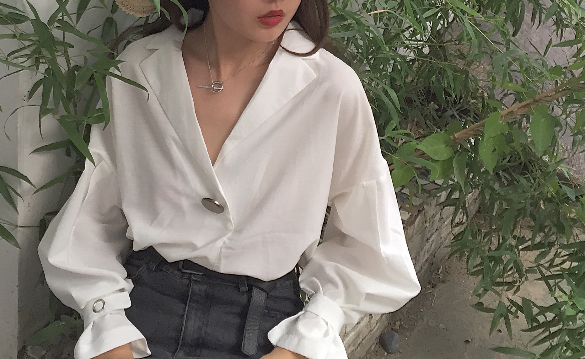 2016-new-loose-white-black-solid-color-shirt-autumn-fashion-women-batwing-sleeve-v-neck-blouses-ladi-32760686975