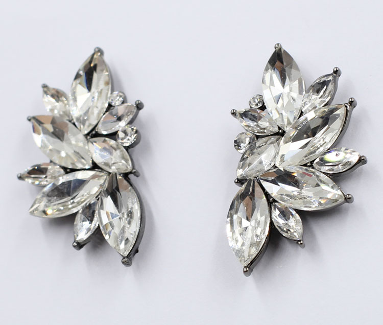 2017-new-wholesale-vintage-design-crystal-earring-fashion-women-statement-stud-Earrings-for-women-fa-32345759482