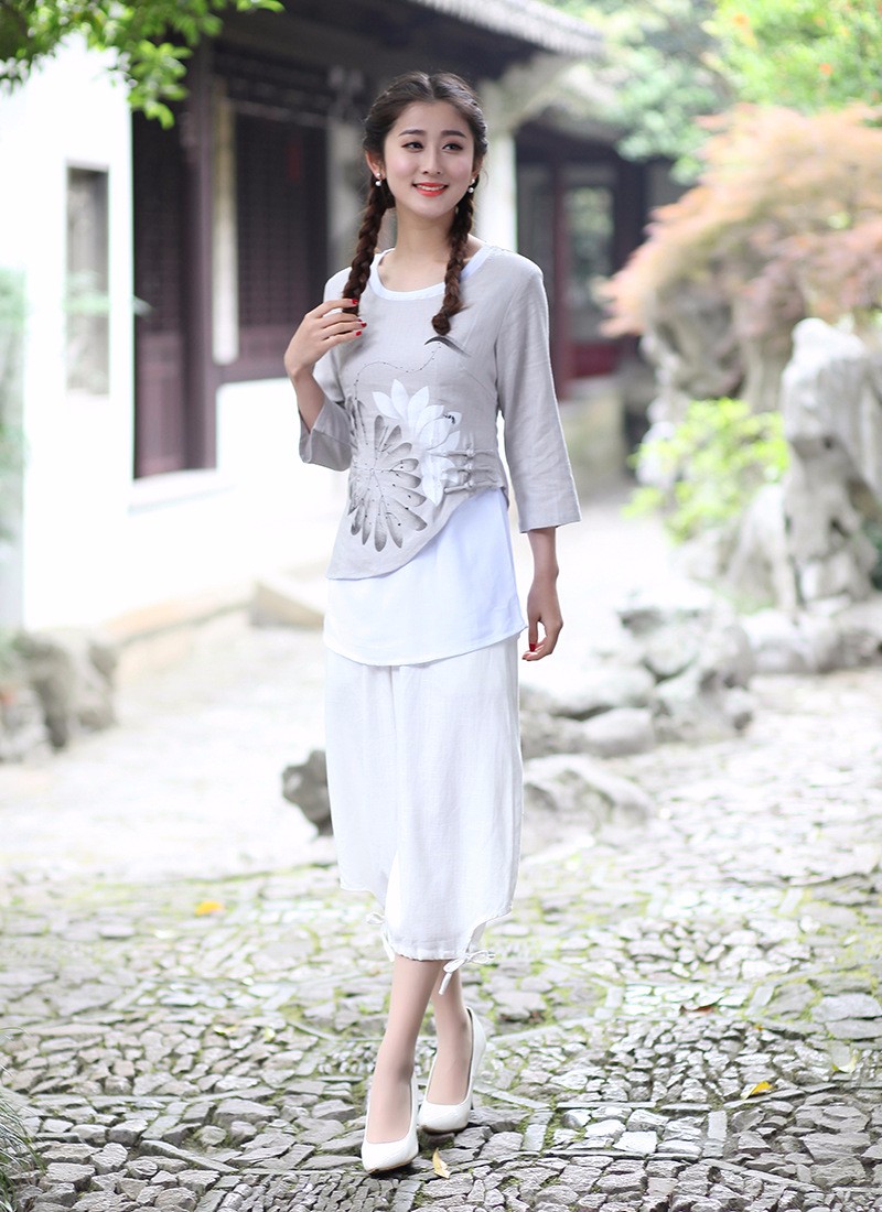 2018-New-Chinese-Style-Women-Vintage-Blouse-Female-Cotton-Linen-Shirt-Spring-Autumn-Print-Flower-Top-32688330106