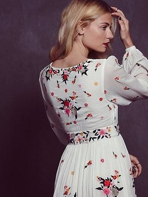 2018-flower-embroidery-long-dress-free-cotton-v-neck-long-sleeve-white-boho-dress-people-bandage-sex-32684052336