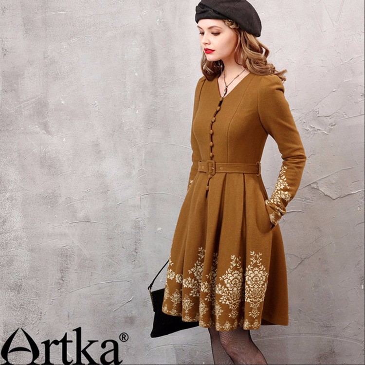 Artka-Women39s-Autumn-New-Arrival-Vintage-Embroidered-V-Neck-Long-Sleeve-Woolen-Dress-Attached-Belt--32700705524