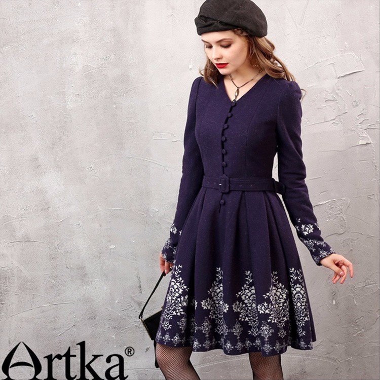 Artka-Women39s-Autumn-New-Arrival-Vintage-Embroidered-V-Neck-Long-Sleeve-Woolen-Dress-Attached-Belt--32700705524