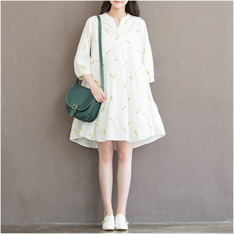 Autumn-Dress-White-Color-Embroidery-Flower-Plus-Size-Women-Dress-V-Neck-Cotton-Lolita-Dress-vestido--32646978913