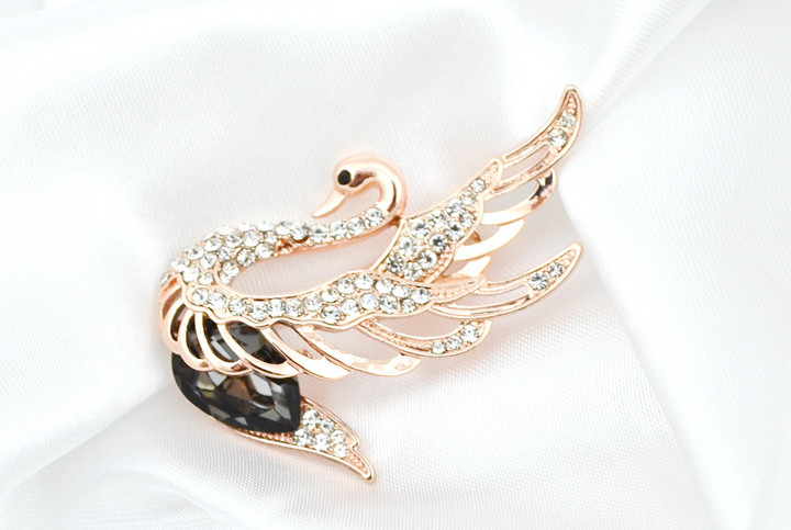 CINDY-XIANG-3-colors-choose-rhinestone-and-crystal-swan-brooches-for-women-elegant-animal-pins-and-b-32677596637