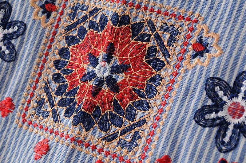 European-2017-Dress-Women-Folk-Retro-Style-Stripe-Floral-Embroidery-Casual-Loose-Vintage-Lantern-Sle-32792709323