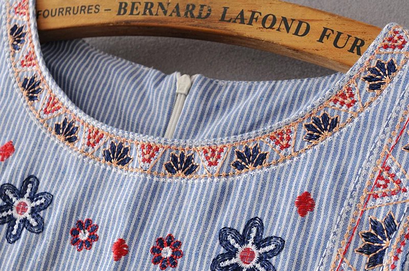 European-2017-Dress-Women-Folk-Retro-Style-Stripe-Floral-Embroidery-Casual-Loose-Vintage-Lantern-Sle-32792709323