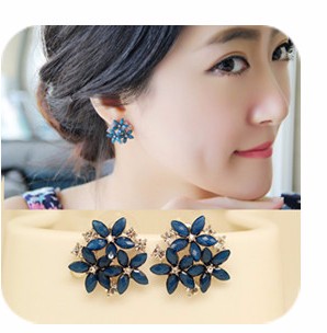 Pameng-12-style-Fashion-Colourful-bijoux-3D-Black-eye-Cute-Small-Cat-Stud-Earrings-For-Girl--Jewelry-32432471173