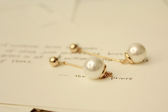 The-new-Korean-fashion-jewelry-OL-temperament-long-section-of-pearl-earrings--free-shipping-32614715290