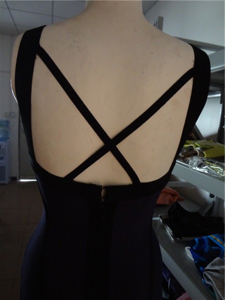 V-neck-bandage-dress-tight-fitting-club-dress-keyhole-bandage-dresses-DM163-1618118010