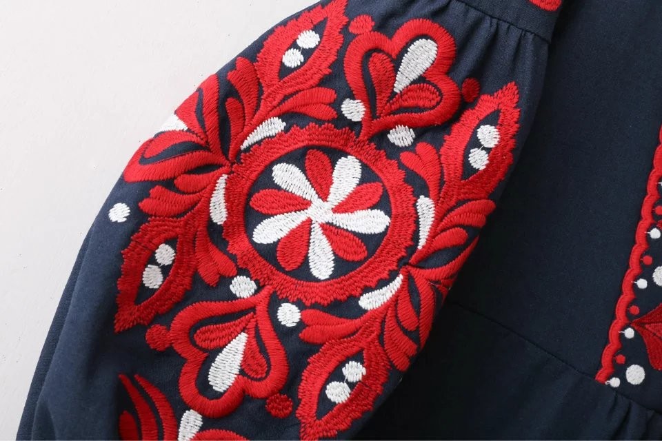 Vintage-Ethnic-Embroidery-Autumn-Dress-Women-Drawstring-Round-Neck-Lantern-Sleeve-Long-Dress-maxi-Ju-32727159276