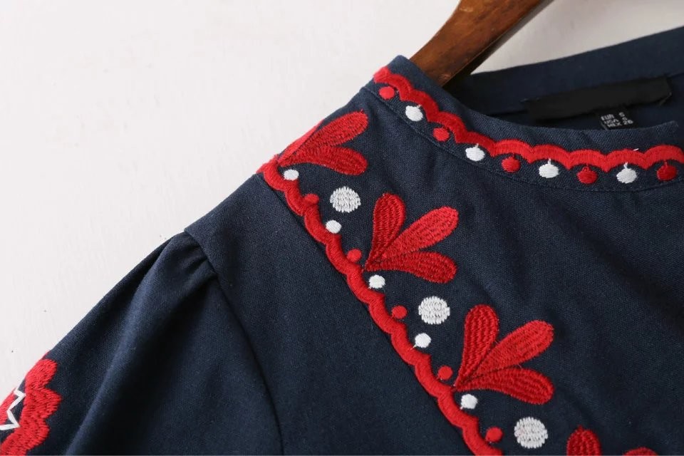 Vintage-Ethnic-Embroidery-Autumn-Dress-Women-Drawstring-Round-Neck-Lantern-Sleeve-Long-Dress-maxi-Ju-32727159276