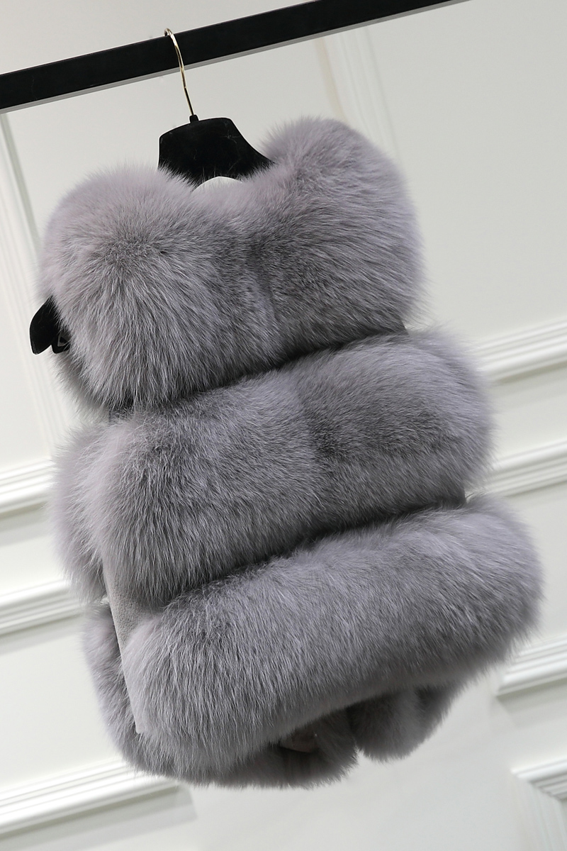Women-Real-Fox-Fur-Vest-Female-Winter-Full-Pelt-Genuine-Fox-Fur-Waistcoat-Fashion-Lady-Gilet-Natural-32797422853
