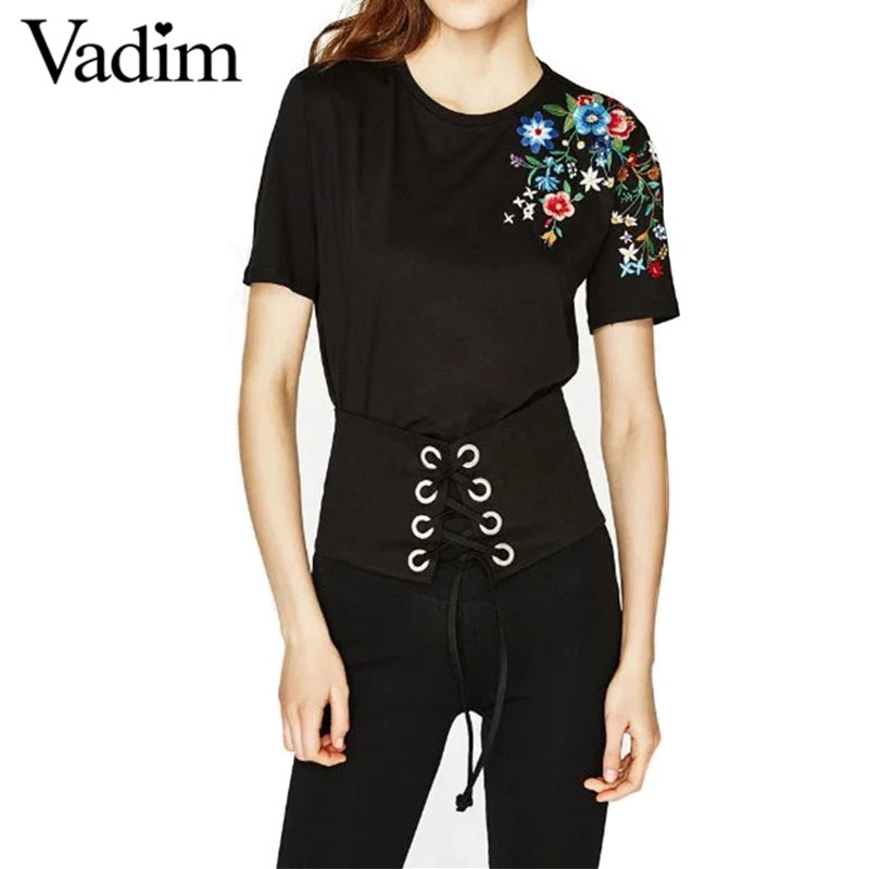 women-sweet-flower-embroidery-T-shirt-short-sleeve-o-neck-summer-fashion-tees-ladies-streetwear-casu-32800908672